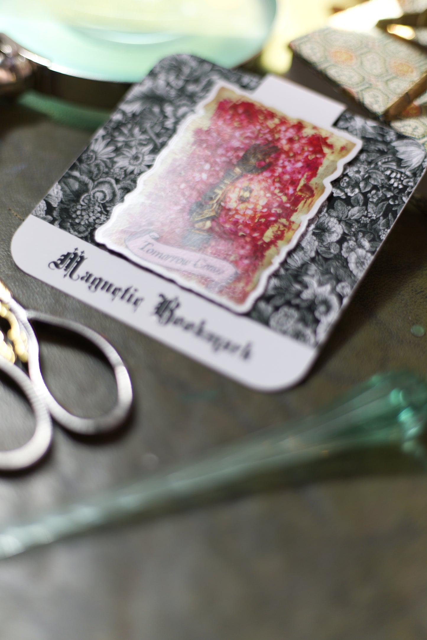 Magnetic Bookmark - Tomorrow Comes